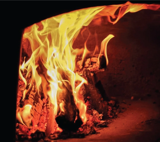 En Una Pizza Vilassar de Mar usamos el fuego como ingrediente fundamental