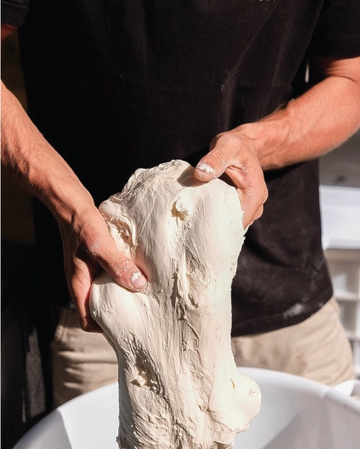 En Una Pizza Vilassar de mar preparamos la masa y la hacemos a mano